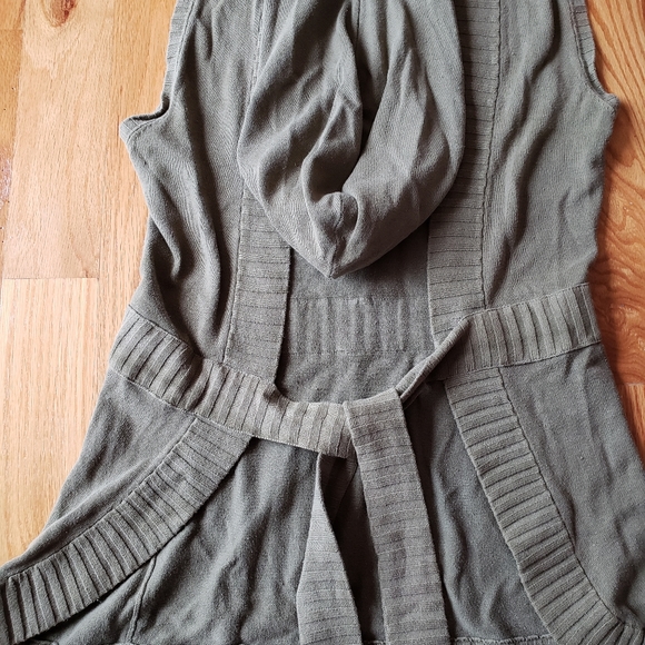 Fashion hoodie wrap vest - Picture 2 of 4